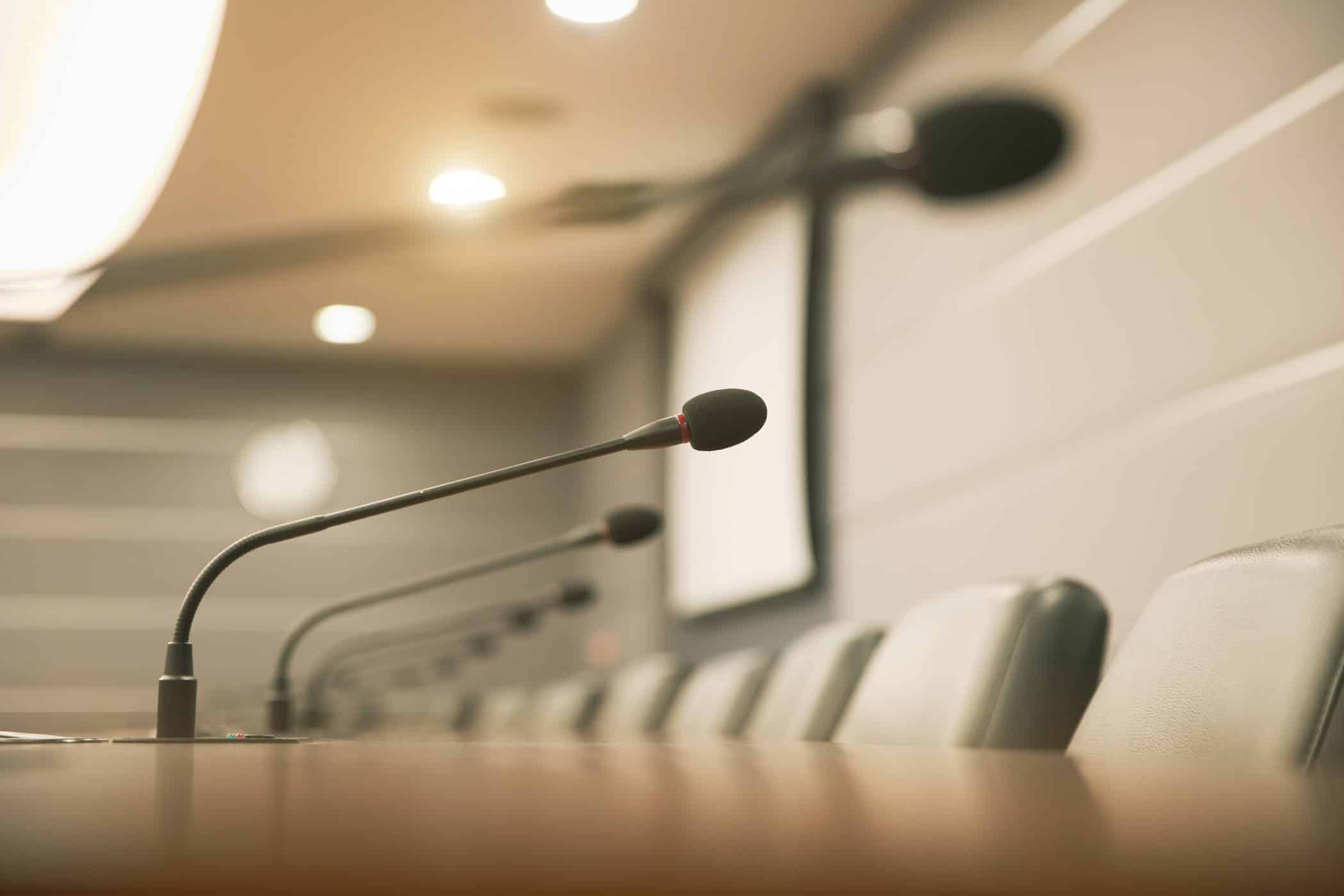 Prova Oral em Concursos: O Que Esperar e Como se Preparar