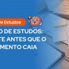 Infográfico de guia de estudos com o título "Plano de Estudos: Ajuste antes que o rendimento caia". A imagem mostra uma mesa de trabalho organizada com teclado, ampulheta, cadernos e canetas sob um fundo azul.