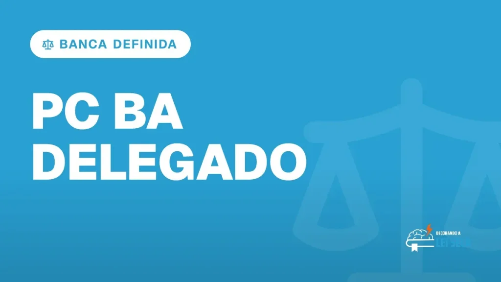 pasta fechada sobre banco em corredor institucional com luz suave de amanhecer (Concurso Delegado BA)