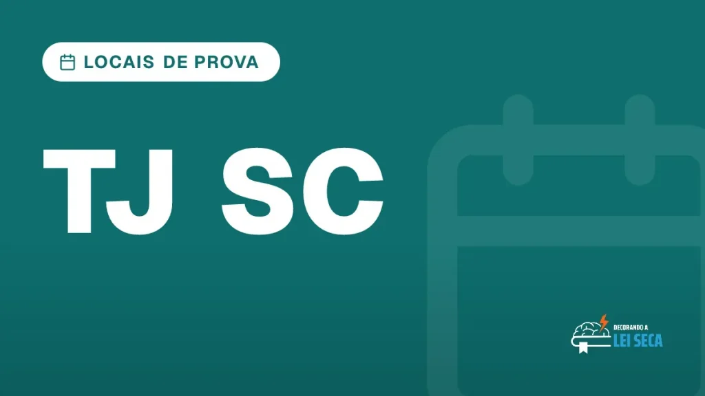 candidata de costas com papel dobrado diante de prédio público ao amanhecer (Concurso TJ SC)